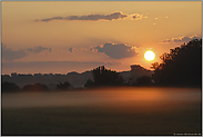 Zauberland (2/13)... Sonnenaufgang *im Nebel*