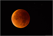 am 28.09.2015, 04:57 Uhr, Mondfinsternis im Vollschatten... Blutmond *Vollmond, Supermond*