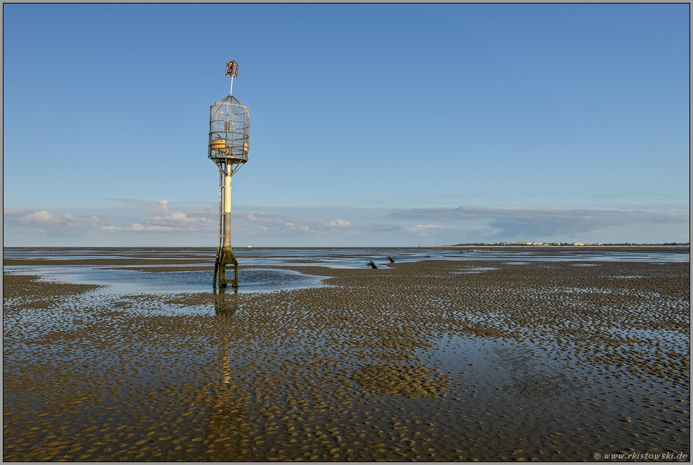 Rettungsbake Nr. 3... Wattenmeer *Nordsee* vor Cuxhaven bei Niedrigwasser
